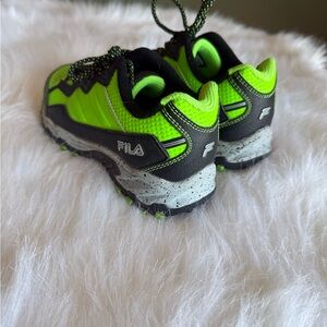 Fila Kids' Neon Green and Gray Sneakers